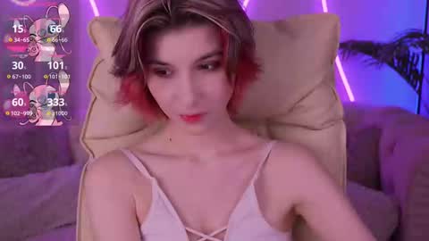 haylaamber online show from 03.04.25