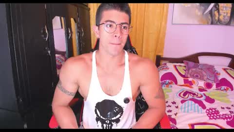 Snapshot of hazbinstudio chatting on 10.25.25 hazbinstudio online show from 10.25.25