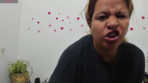 hazel online show from 10.02.25