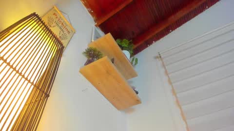 Im Hazel online show from 12.31.24