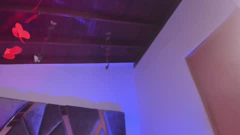 Im Hazel online show from 02.19.25