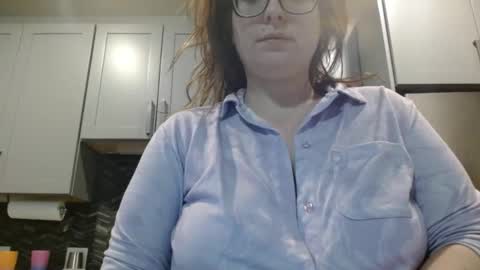Snapshot of hazel_skye chatting on 03.03.25 Hazel online show from 03.03.25
