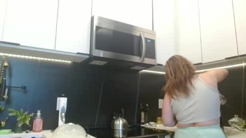 Hazel online show from 04.17.26