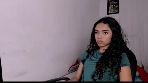 hazel_slim_ online show from 03.01.26