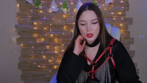 Hazel online show from 12.18.24