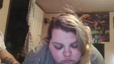 Hazeleyez97 online show from 10.10.25