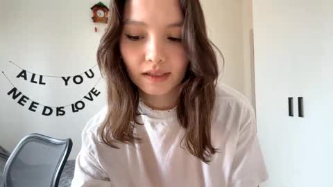 Kira online show from 04.23.26