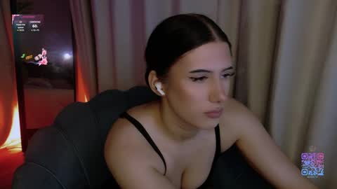 hazelhayess online show from 04.29.26