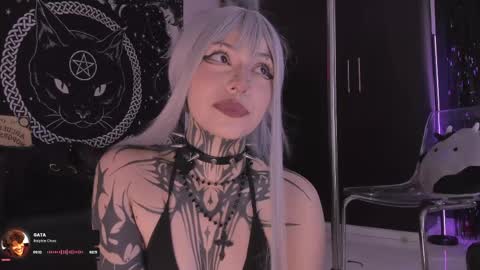 Hazell Witch online show from 05.30.26