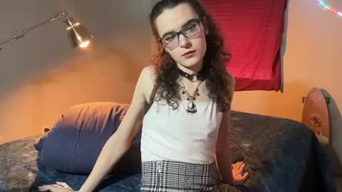 Hazel online show from 07.03.26