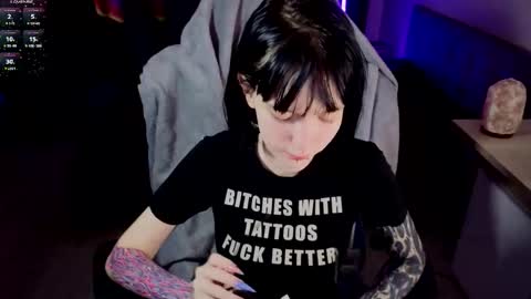 hazeltompson online show from 02.22.26