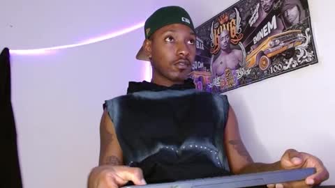 hazlan_420 online show from 02.05.26