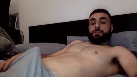 Snapshot of hbabian chatting on 11.01.25 hbabian online show from 11.01.25