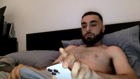 Snapshot of hbabian chatting on 05.24.26 hbabian online show from 05.24.26