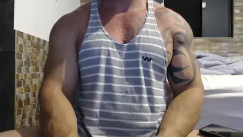 Snapshot of healedcarioca chatting on 01.17.25 Brazilian bigdick online show from 01.17.25