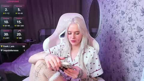 Snapshot of healing__girl chatting on 01.15.25 Valeria online show from 01.15.25