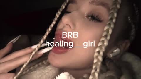 Snapshot of healing__girl chatting on 01.22.25 Valeria online show from 01.22.25