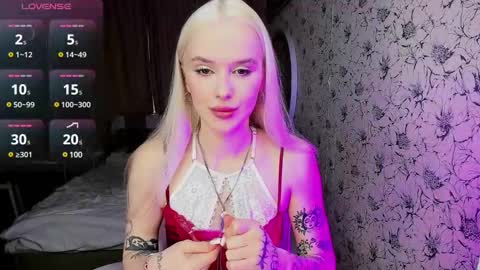 Snapshot of healing__girl chatting on 02.17.25 Valeria online show from 02.17.25