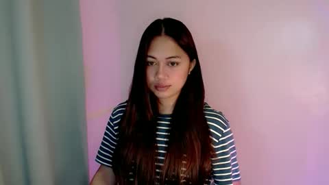 Snapshot of heart_of_asia chatting on 10.16.25 Yoshin online show from 10.16.25