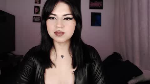 HEATHER DEMONZX   Please help me to reach 100 thumbs up online show from 09.16.25