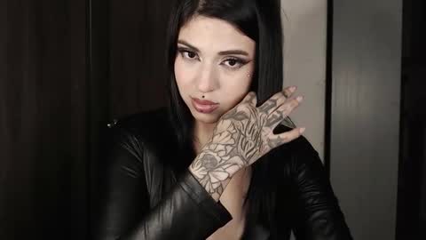 HEATHER DEMONZX   Please help me to reach 100 thumbs up online show from 02.15.26