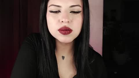 Snapshot of heatherdemonzx_ chatting on 05.29.26 HEATHER DEMONZX Please help me to reach 100 thumbs up online show from 05.29.26