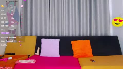 AngieLizzy online show from 07.30.26