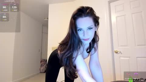 Helen online show from 12.18.24