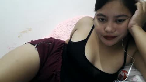 heavenlyeyes69 online show from 12.17.24