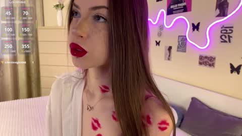 Snapshot of heavenmoth chatting on 02.14.26 heavenmoth online show from 02.14.26