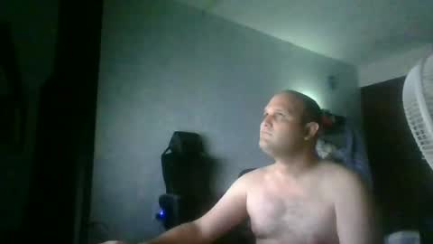 Snapshot of heavy_rebellxc chatting on 06.17.26 Heavy Rebell online show from 06.17.26