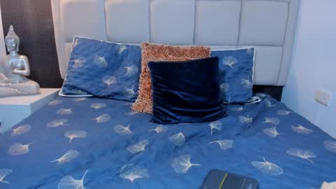 Keira Hecate online show from 12.29.24