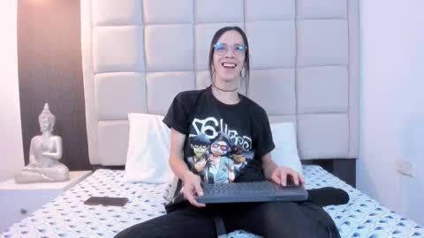 Keira Hecate online show from 03.02.25