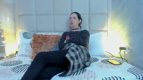 Keira Hecate online show from 02.04.26