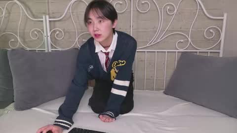 HEEJIN online show from 10.05.25