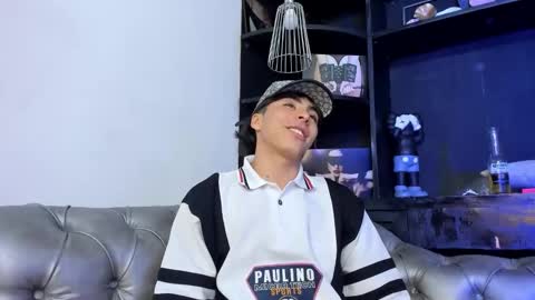 heellboy_ online show from 11.20.25