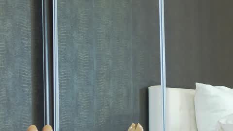Snapshot of hefner_girl chatting on 12.11.24 Helen online show from 12.11.24