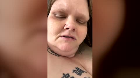Snapshot of heidimackey2 chatting on 04.18.26 heidimackey2 online show from 04.18.26