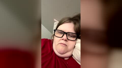 Snapshot of heidimackey2 chatting on 04.20.26 heidimackey2 online show from 04.20.26