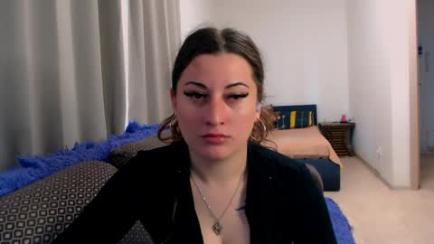 helen_adams_ online show from 05.23.26