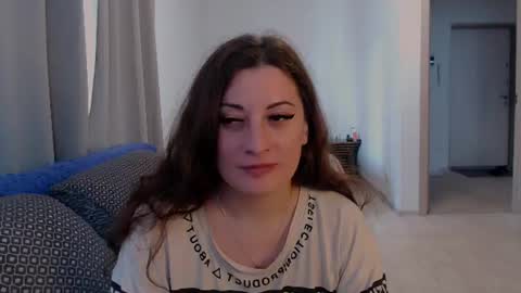 helen_adams_ online show from 07.28.26