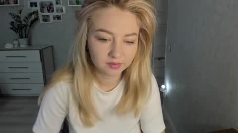 Helen sven online show from 10.07.25