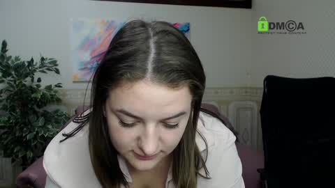 Helen Elliot online show from 12.05.24