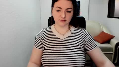 Helen Elliot online show from 01.21.25