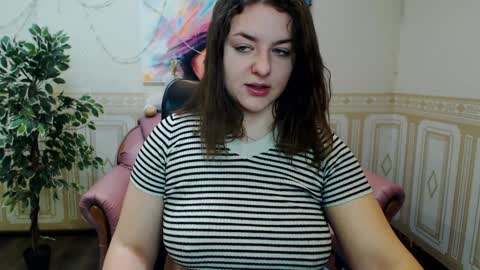 Helen Elliot online show from 02.04.25