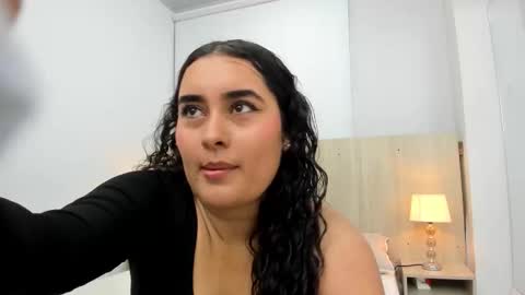 Helen online show from 03.18.26