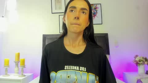 Helen  online show from 04.16.26