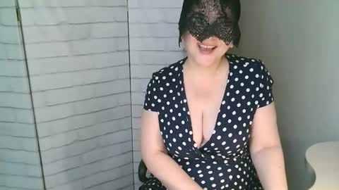 Helen online show from 05.15.26