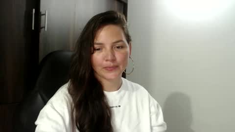 Snapshot of helena018 chatting on 10.15.25 helena online show from 10.15.25