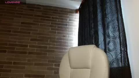  Only 18 cyrus online show from 04.23.26